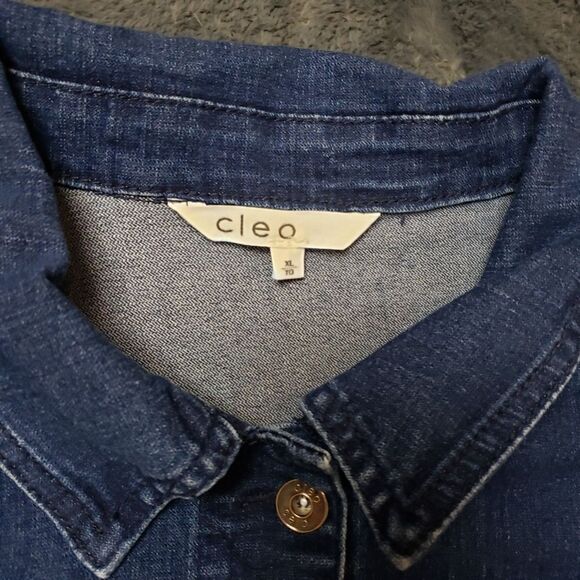 Cleo - Dark wash jean jacket denim jacket Sz XL Stretch - Picture 3 of 10